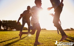 10 fun ways to exercise for a family workout